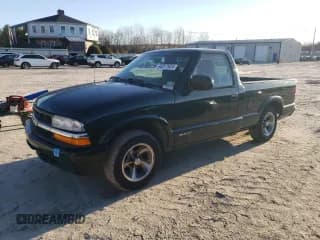 ✅ 2001 Chevrolet S-10 • VIN: 1GCCS145518230350 • Лот: 84817624. Опубликован ранее на Copart с пробегом 85 543 миль. Бесплатный доступ к архиву аукционных продаж из США и подробный отчёт об истории автомобиля на DreamBid. Изображение 1.