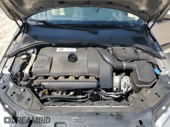 ✅ 2015 Volvo XC70 T6 • VIN: YV4902NK3F1212145 • Lot: 69782915. Listed on Copart with 84,699 mi. Free auction sales archive from the USA and detailed vehicle history report at DreamBid. Image 11.