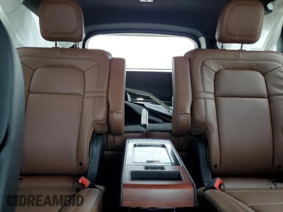 ✅ 2023 Lincoln Aviator Grand Touring • VIN: 5LMYJ8XYXPNL02301 • Лот: 59686155. Опубликован ранее на Copart с пробегом Не указан. Бесплатный доступ к архиву аукционных продаж из США и подробный отчёт об истории автомобиля на DreamBid. Изображение 10.