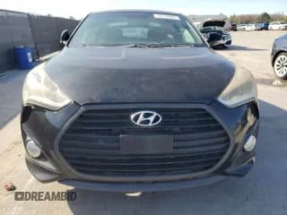 ✅ 2016 Hyundai Veloster Turbo • VIN: KMHTC6AE9GU301687 • Lot: 89148025. Wystawiony na Copart z przebiegiem 130 115 mil. Bezpłatny archiwum sprzedaży aukcyjnych z USA i szczegółowy raport historii pojazdu na DreamBid. Zdjęcie 5.