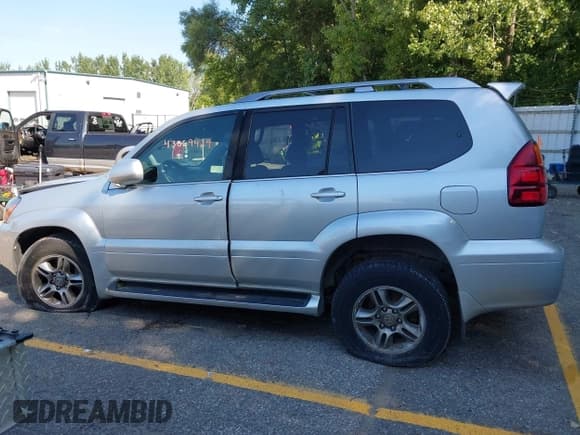 ✅ 2007 Lexus GX 470 • VIN: JTJBT20X170143684 • Lot: 43069429. Wystawiony na IAAI z przebiegiem 218 075 mil. Bezpłatny archiwum sprzedaży aukcyjnych z USA i szczegółowy raport historii pojazdu na DreamBid. Zdjęcie 14.