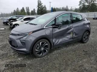 ✅ 2022 Chevrolet Bolt EV 2LT • VIN: 1G1FX6S0XN4107149 • Lot: 57287914. Wystawiony na Copart z przebiegiem 7 943 mil. Bezpłatny archiwum sprzedaży aukcyjnych z USA i szczegółowy raport historii pojazdu na DreamBid. Zdjęcie 1.
