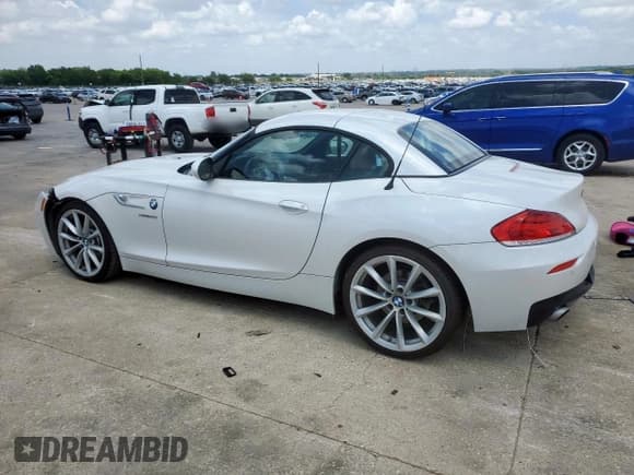 ✅ 2015 BMW Z4 sDrive35i • VIN: WBALM7C53FJ798818 • Лот: 62077565. Опубликован ранее на Copart с пробегом 71 905 миль. Бесплатный доступ к архиву аукционных продаж из США и подробный отчёт об истории автомобиля на DreamBid. Изображение 2.