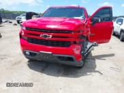 ✅ 2021 Chevrolet Silverado 1500 RST • VIN: 3GCUYEED4MG183407 • Lot: 42458607. Wystawiony na IAAI z przebiegiem 118 382 mil. Bezpłatny archiwum sprzedaży aukcyjnych z USA i szczegółowy raport historii pojazdu na DreamBid. Zdjęcie 2.