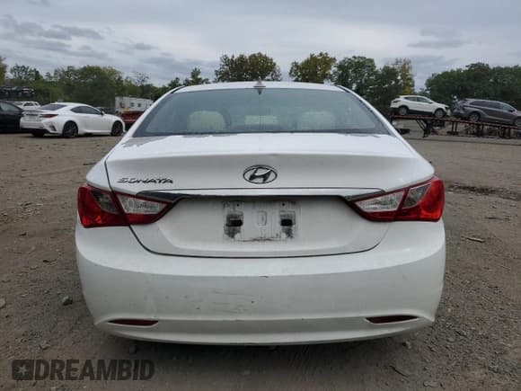 ✅ 2013 Hyundai Sonata GLS • VIN: 5NPEB4AC2DH577685 • Lot: 72003104. Listed on Copart with 157,640 mi. Free auction sales archive from the USA and detailed vehicle history report at DreamBid. Image 6.