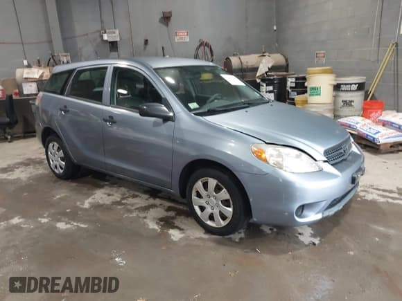 ✅ 2005 Toyota Matrix XR • VIN: 2T1LR32E15C492337 • Lot: 43500638. Listed on IAAI with 98,627 mi. Free auction sales archive from the USA and detailed vehicle history report at DreamBid. Image 1.