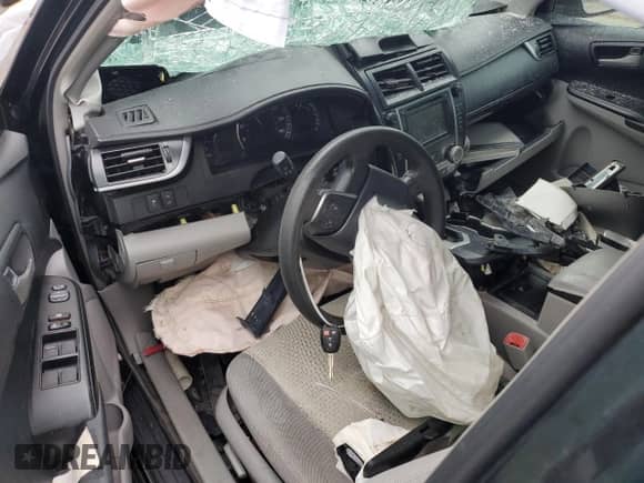 2012 Toyota Camry SE Sport Limited Edition с VIN 4T1BF1FK6CU023197, выставлен на аукционе Copart как лот 67123715 с пробегом Не указан миль и На запчасти • Non repairable. История ставок и продаж доступна на DreamBid. Изображение 8.