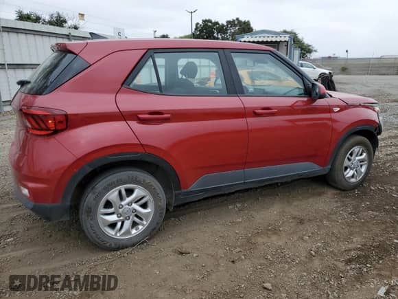 2021 Hyundai Venue SE with VIN KMHRB8A39MU096438, listed as a Copart auction lot 76424234 with 75,635 mi miles and Salvage title. Bid and sale history available at DreamBid. Image 3.