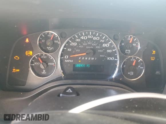 ✅ 2019 Chevrolet Express Cargo • VIN: 1GCWGAFP0K1336907 • Lot: 65523065. Wystawiony na Copart z przebiegiem 188 900 mil. Bezpłatny archiwum sprzedaży aukcyjnych z USA i szczegółowy raport historii pojazdu na DreamBid. Zdjęcie 9.