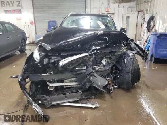 ✅ 2016 Volvo XC90 • VIN: YV4A22PN2G1003480 • Лот: 88038065. Опубликован ранее на Copart с пробегом 90 245 миль. Бесплатный доступ к архиву аукционных продаж из США и подробный отчёт об истории автомобиля на DreamBid. Изображение 5.