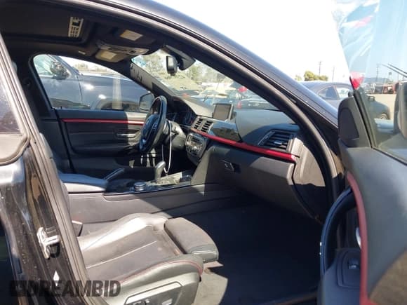 ✅ 2015 BMW 4 Series 428i • VIN: WBA4A9C56FGL85264 • Lot: 42397966. Listed on IAAI with 87,559 mi. Free auction sales archive from the USA and detailed vehicle history report at DreamBid. Image 5.