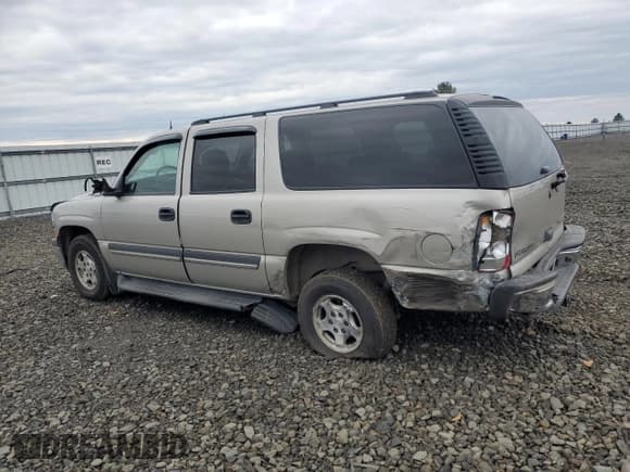 ✅ 2005 Chevrolet Suburban LS • VIN: 3GNFK16ZX5G295098 • Lot: 93015465. Listed on Copart with 251,397 mi. Free auction sales archive from the USA and detailed vehicle history report at DreamBid. Image 2.