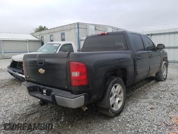 ✅ 2008 Chevrolet Silverado 1500 1LT • VIN: 3GCEC13018G295311 • Lot: 45150890. Listed on Copart with 189,182 mi. Free auction sales archive from the USA and detailed vehicle history report at DreamBid. Image 4.