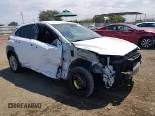 2019 Hyundai Kona SEL z VIN KM8K22AA0KU323705, wystawiony jako Copart lot #61022583 z przebiegiem 34 556 mil mil oraz . Historia ofert i sprzedaży dostępna na DreamBid. Obrazek 4.