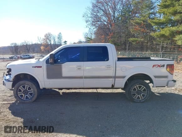 ✅ 2013 Ford F-150 Limited • VIN: 1FTFW1ET5DFC15166 • Lot: 43699605. Listed on IAAI with 170,411 mi. Free auction sales archive from the USA and detailed vehicle history report at DreamBid. Image 15.