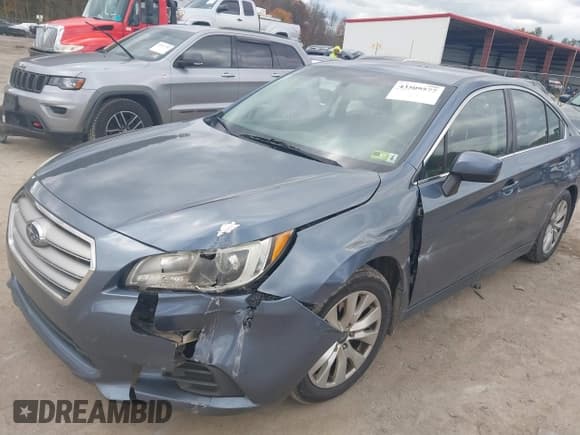 ✅ 2015 Subaru Legacy Premium • VIN: 4S3BNBC64F3065303 • Lot: 43509577. Wystawiony na IAAI z przebiegiem 192 465 mil. Bezpłatny archiwum sprzedaży aukcyjnych z USA i szczegółowy raport historii pojazdu na DreamBid. Zdjęcie 17.