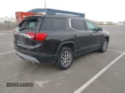 ✅ 2018 GMC Acadia SLE • VIN: 1GKKNSLS3JZ235920 • Lot: 41788192. Wystawiony na IAAI z przebiegiem 194 727 mil. Bezpłatny archiwum sprzedaży aukcyjnych z USA i szczegółowy raport historii pojazdu na DreamBid. Zdjęcie 4.