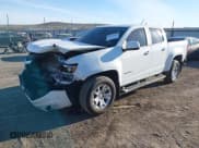 ✅ 2020 Chevrolet Colorado 2WD LT • VIN: 1GCGSCEN1L1124890 • Lot: 41856902. Wystawiony na IAAI z przebiegiem 85 512 mil. Bezpłatny archiwum sprzedaży aukcyjnych z USA i szczegółowy raport historii pojazdu na DreamBid. Zdjęcie 2.