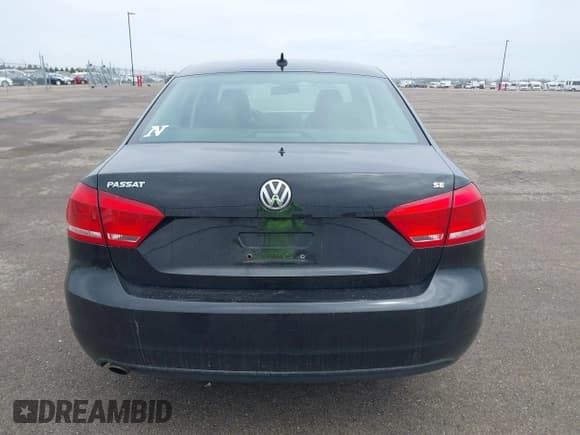 ✅ 2013 Volkswagen Passat SE • VIN: 1VWBP7A31DC017929 • Лот: 42174320. Опубликован ранее на IAAI с пробегом 169 596 миль. Бесплатный доступ к архиву аукционных продаж из США и подробный отчёт об истории автомобиля на DreamBid. Изображение 16.