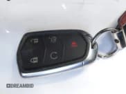 ✅ 2018 Cadillac CT6 Luxury AWD • VIN: 1G6KD5RS4JU152648 • Lot: 43258769. Wystawiony na IAAI z przebiegiem 87 002 mil. Bezpłatny archiwum sprzedaży aukcyjnych z USA i szczegółowy raport historii pojazdu na DreamBid. Zdjęcie 11.