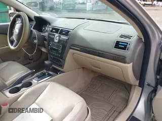 ✅ 2009 Mercury Milan Premier • VIN: 3MEHM08Z99R619718 • Lot: 43793418. Wystawiony na IAAI z przebiegiem 166 882 mil. Bezpłatny archiwum sprzedaży aukcyjnych z USA i szczegółowy raport historii pojazdu na DreamBid. Zdjęcie 5.