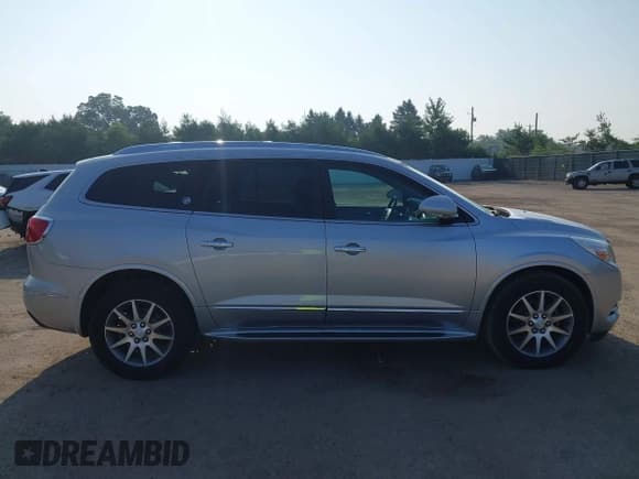 ✅ 2017 Buick Enclave Leather • VIN: 5GAKVBKD4HJ102950 • Lot: 42731158. Wystawiony na IAAI z przebiegiem 77 691 mil. Bezpłatny archiwum sprzedaży aukcyjnych z USA i szczegółowy raport historii pojazdu na DreamBid. Zdjęcie 13.