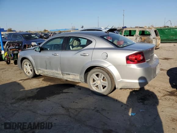 ✅ 2013 Dodge Avenger SXT • VIN: 1C3CDZCB3DN637089 • Лот: 77086614. Опубликован ранее на Copart с пробегом 206 468 миль. Бесплатный доступ к архиву аукционных продаж из США и подробный отчёт об истории автомобиля на DreamBid. Изображение 2.