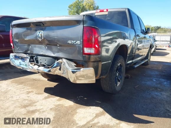 ✅ 2019 Ram 1500 SLT • VIN: 1C6RR7TT2KS587988 • Lot: 43493611. Wystawiony na IAAI z przebiegiem 118 865 mil. Bezpłatny archiwum sprzedaży aukcyjnych z USA i szczegółowy raport historii pojazdu na DreamBid. Zdjęcie 4.