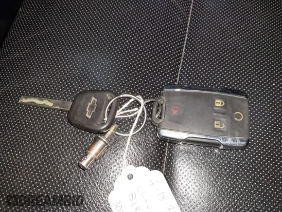 ✅ 2015 Chevrolet Silverado 2500HD LTZ • VIN: 1GC1KWE82FF136071 • Lot: 42097783. Listed on IAAI with 160,887 mi. Free auction sales archive from the USA and detailed vehicle history report at DreamBid. Image 11.