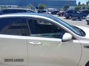 ✅ 2018 Kia Optima LX • VIN: 5XXGT4L37JG241685 • Lot: 42929107. Listed on IAAI with 92,639 mi. Free auction sales archive from the USA and detailed vehicle history report at DreamBid. Image 6.