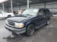 ✅ 2000 Ford Explorer XLT • VIN: 1FMZU63P8YUB81789 • Лот: 41518021. Опубликован ранее на IAAI с пробегом 243 748 миль. Бесплатный доступ к архиву аукционных продаж из США и подробный отчёт об истории автомобиля на DreamBid. Изображение 2.