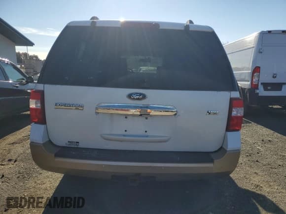 ✅ 2014 Ford Expedition King Ranch • VIN: 1FMJU1J54EEF26307 • Лот: 93490515. Опубликован ранее на Copart с пробегом 194 240 миль. Бесплатный доступ к архиву аукционных продаж из США и подробный отчёт об истории автомобиля на DreamBid. Изображение 6.