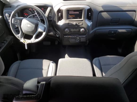 ✅ 2025 Chevrolet Silverado 1500 • VIN: 1GCRKBEK3SZ144891 • Lot: 64308965. Wystawiony na Copart z przebiegiem 2 023 mil. Bezpłatny archiwum sprzedaży aukcyjnych z USA i szczegółowy raport historii pojazdu na DreamBid. Zdjęcie 8.