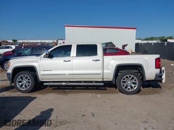 ✅ 2014 GMC Sierra 1500 SLT • VIN: 3GTP1VEC5EG486951 • Лот: 41939376. Опубликован ранее на IAAI с пробегом 131 857 миль. Бесплатный доступ к архиву аукционных продаж из США и подробный отчёт об истории автомобиля на DreamBid. Изображение 14.