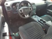 ✅ 2014 Dodge Challenger SXT • VIN: 2C3CDYAG1EH302626 • Lot: 63916504. Wystawiony na Copart z przebiegiem 155 203 mil. Bezpłatny archiwum sprzedaży aukcyjnych z USA i szczegółowy raport historii pojazdu na DreamBid. Zdjęcie 8.