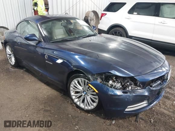 ✅ 2009 BMW Z4 sDrive35i • VIN: WBALM73529E165479 • Lot: 42958142. Listed on IAAI with 66,948 mi. Free auction sales archive from the USA and detailed vehicle history report at DreamBid. Image 1.