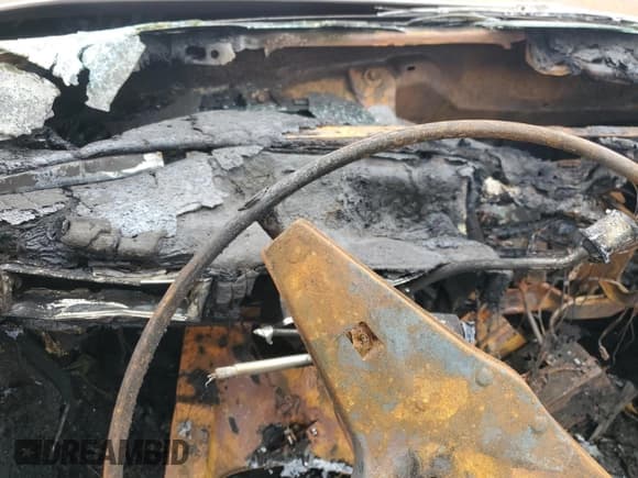 ✅ 1974 Cadillac Eldorado • VIN: 6L67S4Q411205 • Lot: 70333384. Listed on Copart with Not provided. Free auction sales archive from the USA and detailed vehicle history report at DreamBid. Image 9.