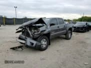 ✅ 2014 Toyota Tacoma PreRunner • VIN: 5TFJU4GN7EX055352 • Lot: 86549675. Listed on Copart with 289,684 mi. Free auction sales archive from the USA and detailed vehicle history report at DreamBid. Image 13.