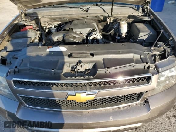 ✅ 2012 Chevrolet Tahoe LT • VIN: 1GNSCBE06CR283256 • Lot: 87086235. Listed on Copart with 219,510 mi. Free auction sales archive from the USA and detailed vehicle history report at DreamBid. Image 12.