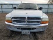 ✅ 2001 Dodge Dakota Sport • VIN: 1B7HL2AN21S343110 • Lot: 85389014. Wystawiony na Copart z przebiegiem 102 897 mil. Bezpłatny archiwum sprzedaży aukcyjnych z USA i szczegółowy raport historii pojazdu na DreamBid. Zdjęcie 5.