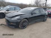 ✅ 2021 Tesla Model 3 Performance • VIN: 5YJ3E1EC5MF030822 • Lot: 41907973. Wystawiony na IAAI z przebiegiem 50 133 mil. Bezpłatny archiwum sprzedaży aukcyjnych z USA i szczegółowy raport historii pojazdu na DreamBid. Zdjęcie 2.