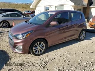 ✅ 2020 Chevrolet Spark LT • VIN: KL8CD6SA8LC419347 • Лот: 90283865. Опубликован ранее на Copart с пробегом 90 463 миль. Бесплатный доступ к архиву аукционных продаж из США и подробный отчёт об истории автомобиля на DreamBid. Изображение 1.