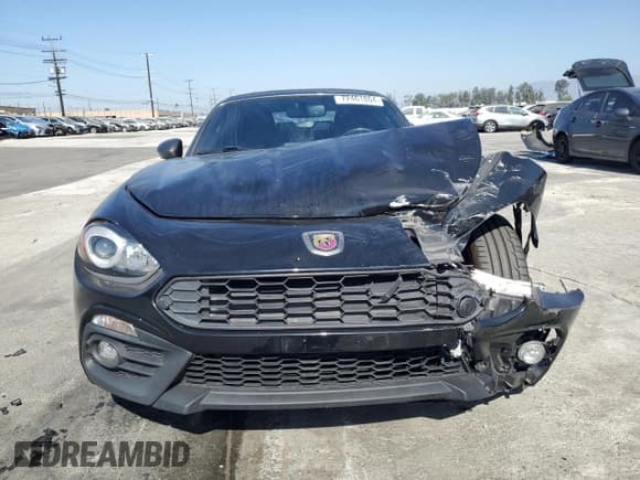 ✅ 2018 FIAT 124 Spider Abarth • VIN: JC1NFAEK8J0134189 • Лот: 72461804. Опубликован ранее на Copart с пробегом 36 047 миль. Бесплатный доступ к архиву аукционных продаж из США и подробный отчёт об истории автомобиля на DreamBid. Изображение 5.