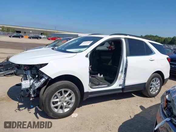 2022 Chevrolet Equinox LT с VIN 3GNAXKEV0NS103751, выставлен на аукционе IAAI как лот 43157221 с пробегом Не указан миль и . История ставок и продаж доступна на DreamBid. Изображение 15.