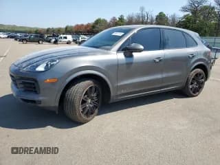 ✅ 2019 Porsche Cayenne S • VIN: WP1AB2AY8KDA64084 • Lot: 64981135. Wystawiony na Copart z przebiegiem 96 183 mil. Bezpłatny archiwum sprzedaży aukcyjnych z USA i szczegółowy raport historii pojazdu na DreamBid. Zdjęcie 1.