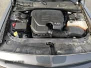 ✅ 2022 Dodge Challenger SXT • VIN: 2C3CDZGGXNH156756 • Lot: 78915354. Wystawiony na Copart z przebiegiem 43 704 mil. Bezpłatny archiwum sprzedaży aukcyjnych z USA i szczegółowy raport historii pojazdu na DreamBid. Zdjęcie 13.