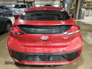 2019 Hyundai Ioniq Blue z VIN KMHC65LC4KU180492, wystawiony jako Copart lot #39548494 z przebiegiem 99 872 mil mil oraz . Historia ofert i sprzedaży dostępna na DreamBid. Obrazek 6.