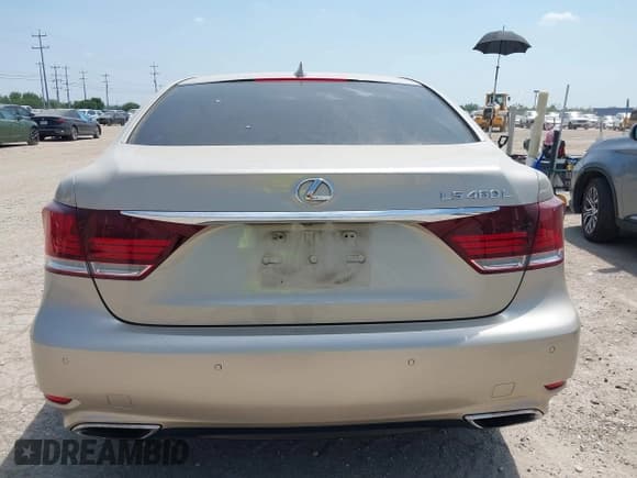 ✅ 2014 Lexus LS 460 L • VIN: JTHGL5EF8E5053392 • Lot: 42456205. Listed on IAAI with 136,032 mi. Free auction sales archive from the USA and detailed vehicle history report at DreamBid. Image 16.