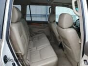 ✅ 2006 Lexus GX 470 • VIN: JTJBT20X760117525 • Lot: 82073095. Wystawiony na Copart z przebiegiem 174 645 mil. Bezpłatny archiwum sprzedaży aukcyjnych z USA i szczegółowy raport historii pojazdu na DreamBid. Zdjęcie 11.