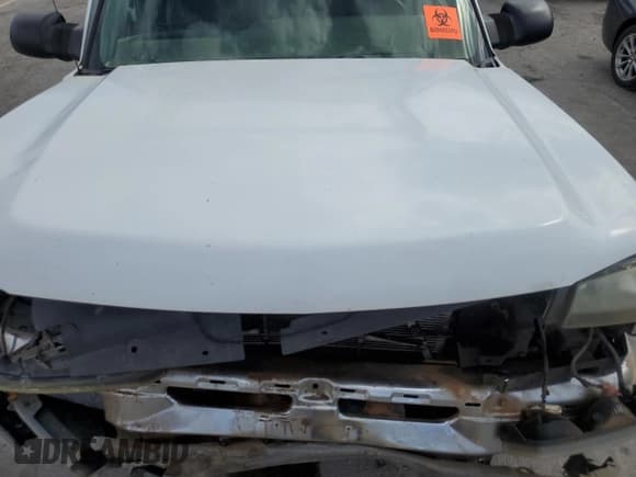 ✅ 2005 Chevrolet Silverado 1500 • VIN: 1GBHC29U75E320619 • Лот: 69829385. Опубликован ранее на Copart с пробегом Не указан. Бесплатный доступ к архиву аукционных продаж из США и подробный отчёт об истории автомобиля на DreamBid. Изображение 11.